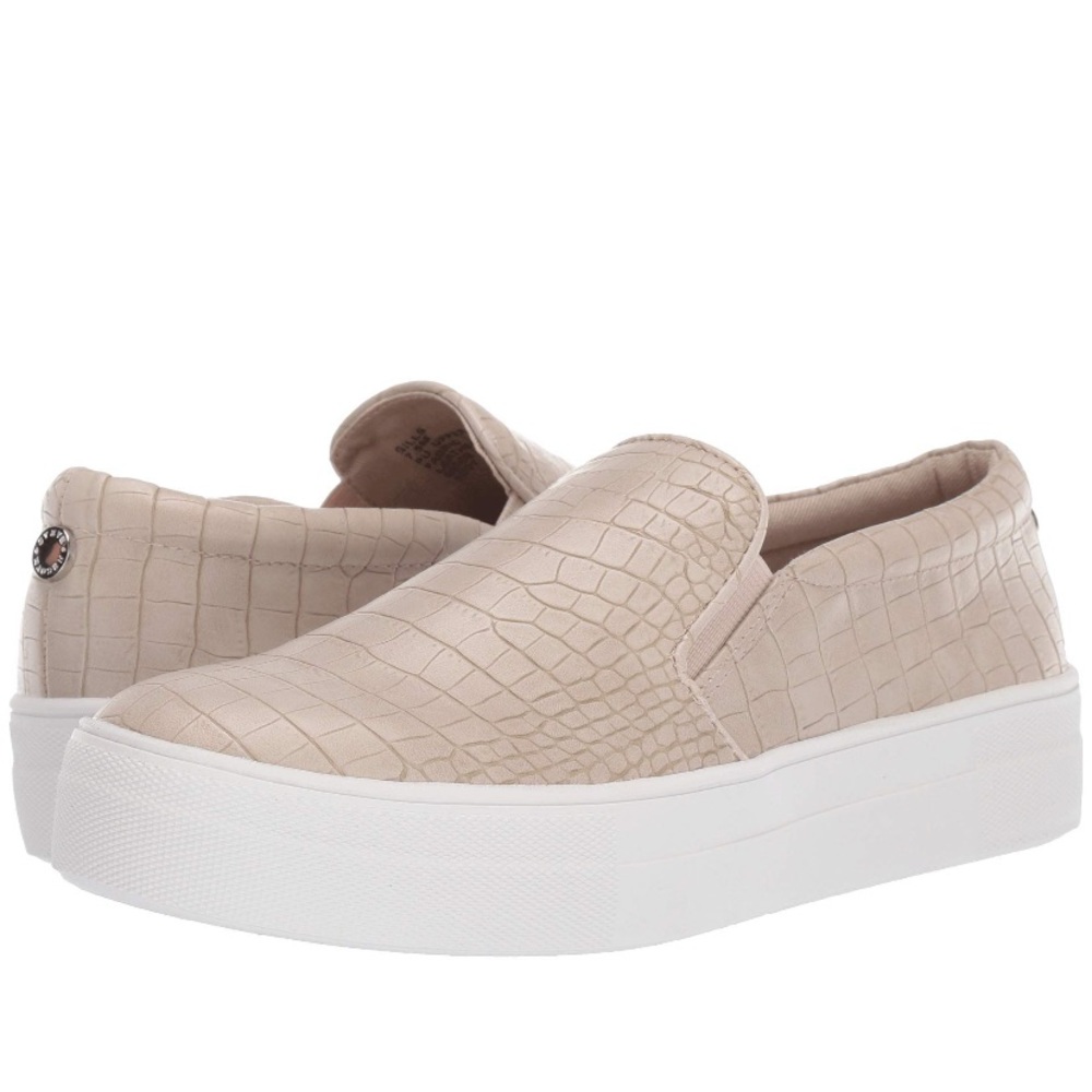 NEW Steve Madden Croc Sneakers